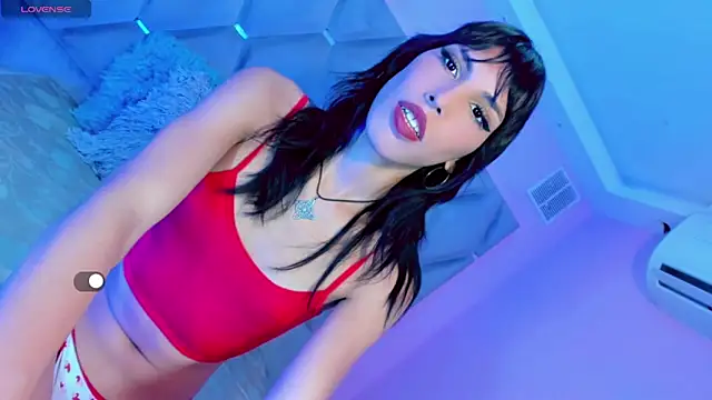 Honey Moontsts online show from June 13, 12:13 pm