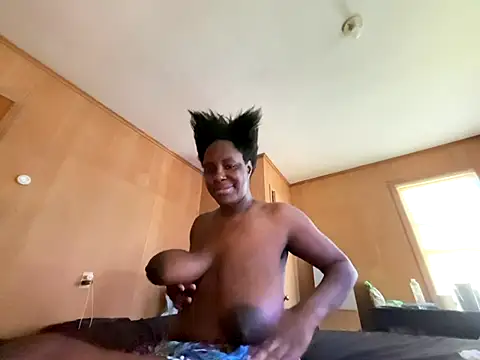 saltlightEmber online show from November 2, 5:16 pm