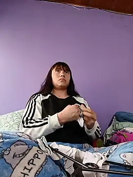 Zulema R1 online show from July 3, 8:48 pm
