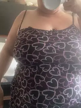bruna438 online show from June 27, 2:34 pm