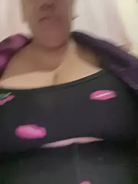 bruna438 online show from April 30, 10:31 am