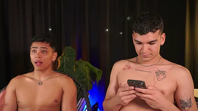 EROS AND ALAN online show from December 20, 12:47 am