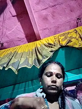 Pooja750 online show from November 28, 10:57 pm