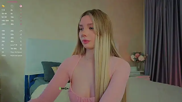  sophielov online show from July 10, 8:09 pm