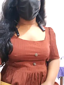 BeautyGirl sara online show from December 14, 6:19 am