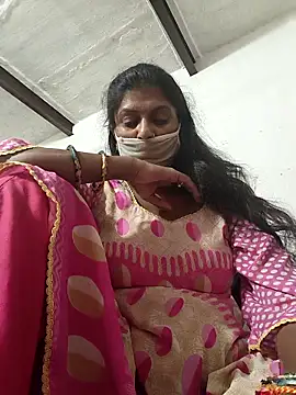 komi 33 online show from November 12, 6:06 pm