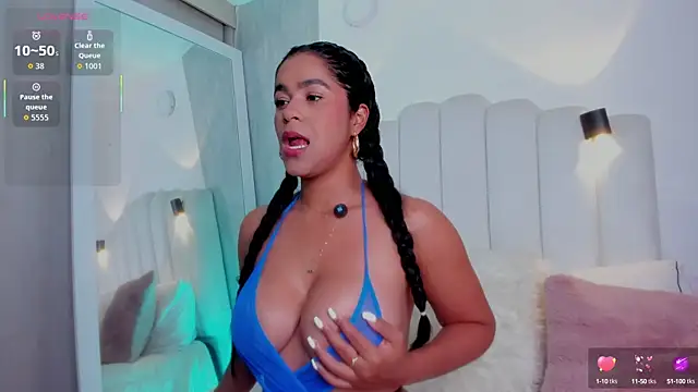 danna ross25 online show from October 11, 12:15 am