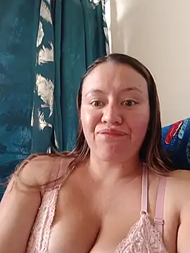 Hannah-colx online show from July 9, 4:31 pm