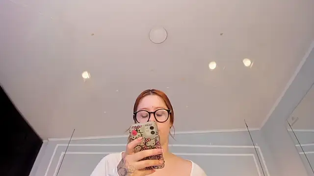 sakura Gomez online show from June 21, 7:40 pm