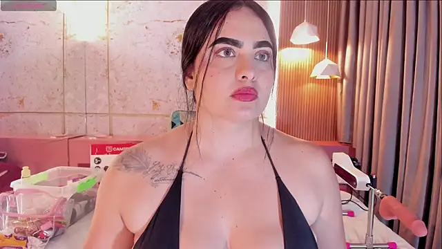 sofiiacarson online show from June 25, 7:37 pm