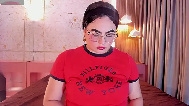 sofiiacarson online show from July 10, 9:59 pm