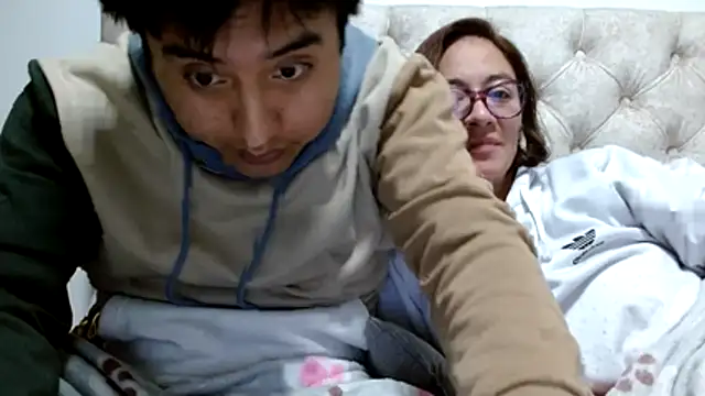 the magnificent8 online show from November 22, 2:58 am