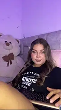 AnnyLopezzz  online show from December 19, 3:21 am