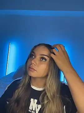 AnnyLopezzz  online show from October 14, 11:24 am