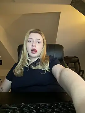 Lale Doll online show from March 21, 9:53 pm