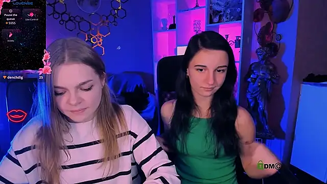 veronica bubble online show from October 13, 8:00 pm