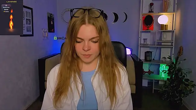 veronica bubble online show from June 19, 7:39 pm