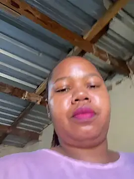 Curvycandy95 online show from July 25, 7:59 am