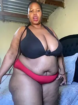 Curvycandy95 online show from June 14, 8:15 am