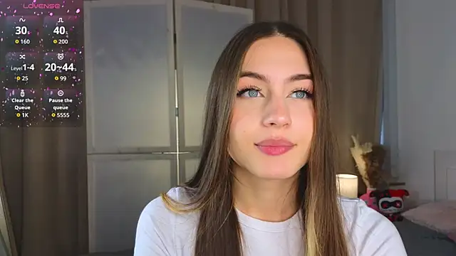 Moonlight1Sonata1 online show from October 16, 9:12 am