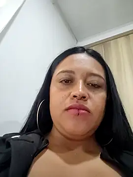 -Mia1 online show from October 1, 9:20 pm