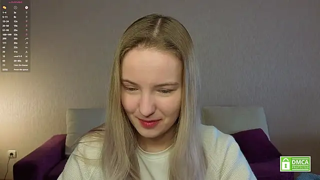 HongTomczak online show from April 28, 7:45 am