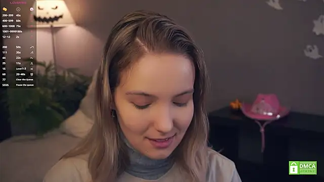 HongTomczak online show from November 8, 9:25 am