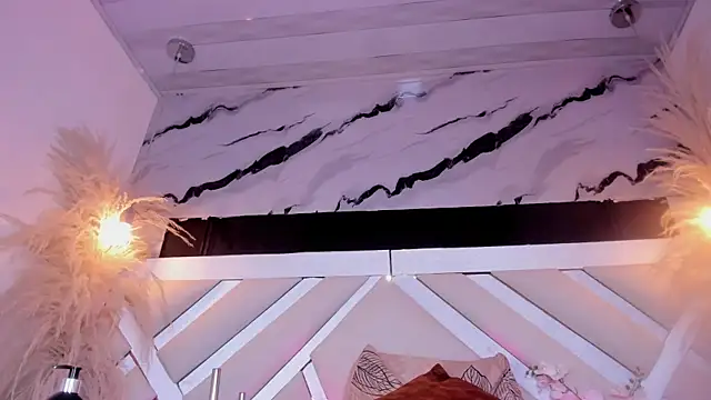 Zoe-Johnson  online show from February 25, 9:57 pm