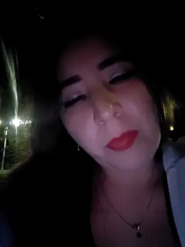 isabella lovem online show from April 29, 5:32 am