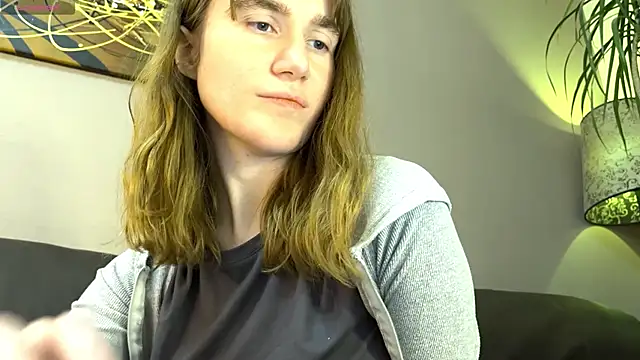 Snapshot of velina__ chatting on October 19, 8:55 pm velina online show from October 19, 8:55 pm