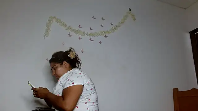 69smallstar online show from October 27, 5:52 pm