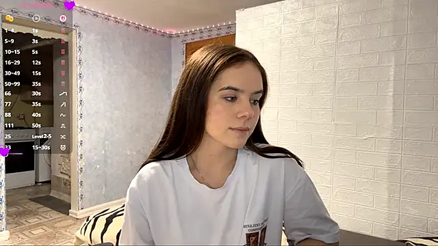 Lia rise online show from November 17, 3:35 pm