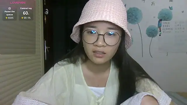 Snapshot of Monice1314 chatting on October 18, 2:09 pm Monice1314 online show from October 18, 2:09 pm
