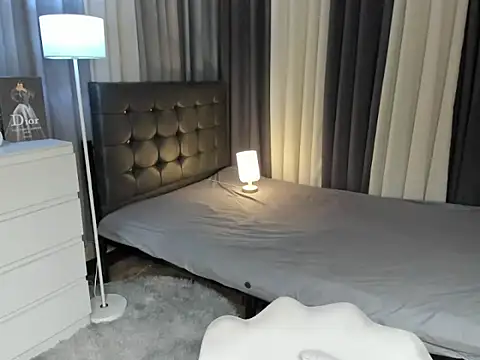 Blaire Samantha online show from November 10, 9:59 am