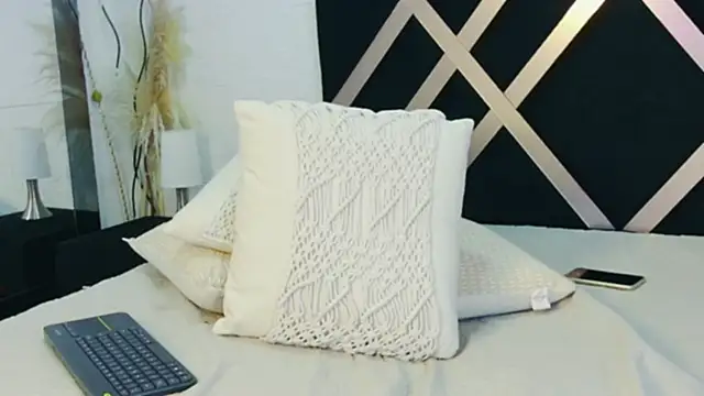 Snapshot of Lily_Evaans_ chatting on September 9, 1:33 pm Lily Evaans online show from September 9, 1:33 pm