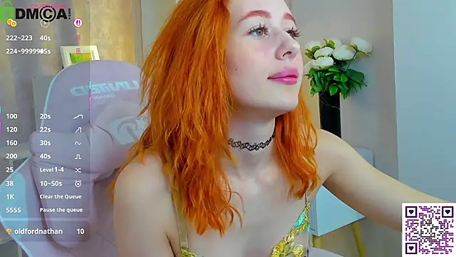 Snapshot of Lisafoxy_ chatting on September 12, 1:06 am Lisafoxy online show from September 12, 1:06 am