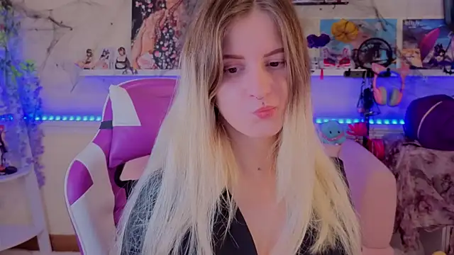 Sonia Meow online show from October 30, 6:38 am