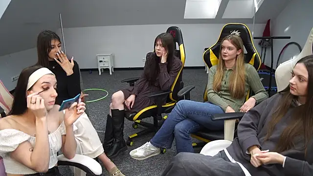 Snapshot of _Lili_054 chatting on September 25, 11:09 am  Lili 054 online show from September 25, 11:09 am