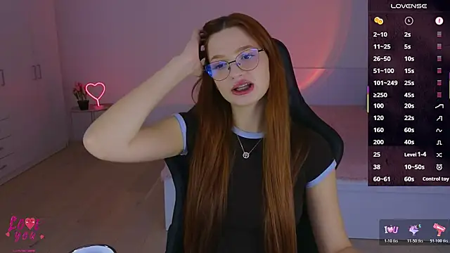 CuteAriel7 online show from November 25, 4:42 pm