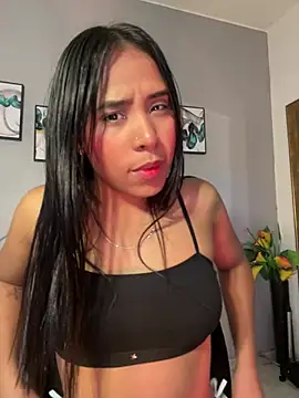 SophieW1 online show from June 11, 12:24 pm