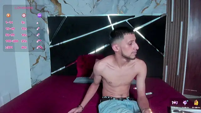 Snapshot of Akame_Draco chatting on September 25, 4:44 am Akame Draco online show from September 25, 4:44 am