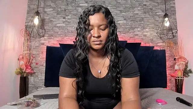 Emily Brown18 online show from May 2, 4:16 am