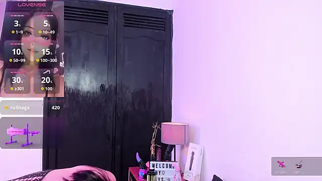valentinna montess online show from June 10, 6:17 pm