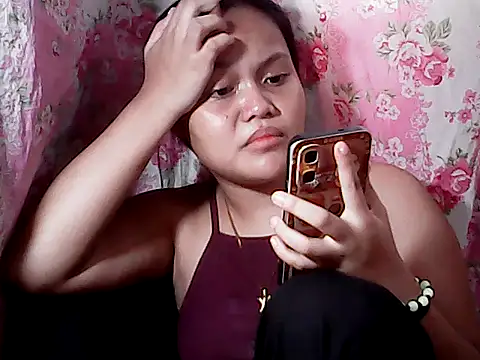 Snapshot of Exotichotpeanut-pinay chatting on September 20, 7:17 am Exotichotpeanut-pinay online show from September 20, 7:17 am
