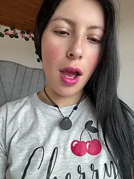 Mia salinass online show from July 21, 6:41 pm