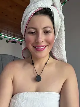 Mia salinass online show from July 23, 4:37 pm