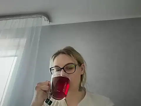 NikexPretty online show from March 17, 8:29 am