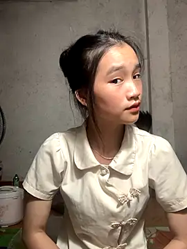 Snapshot of -Lie-06 chatting on September 16, 10:56 am -Lie-06 online show from September 16, 10:56 am