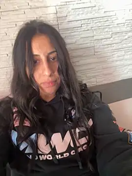 BabyLeopard online show from November 6, 10:21 am