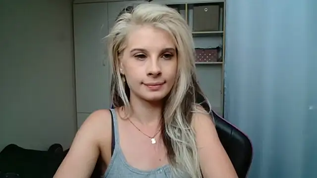 KristineGlow online show from July 15, 2:33 pm